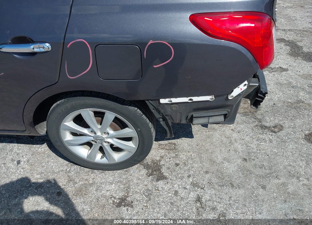 2015 NISSAN VERSA 1.6 SL VIN: 3N1CN7AP7FL885220