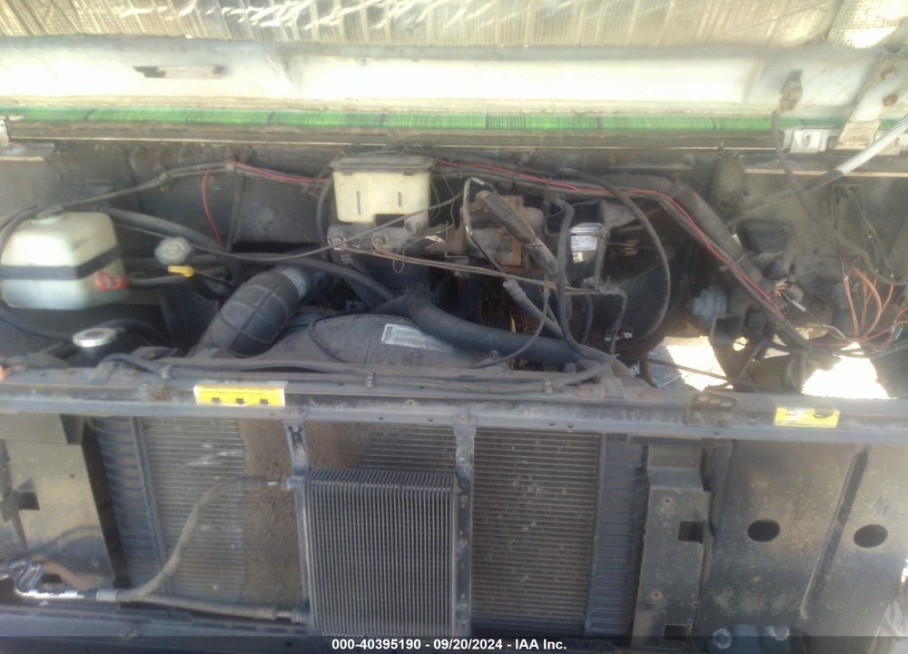 2000 WORKHORSE CUSTOM CHASSIS FORWARD CONTROL CHASSIS P3500 VIN: 5B4KP32R6Y3324796