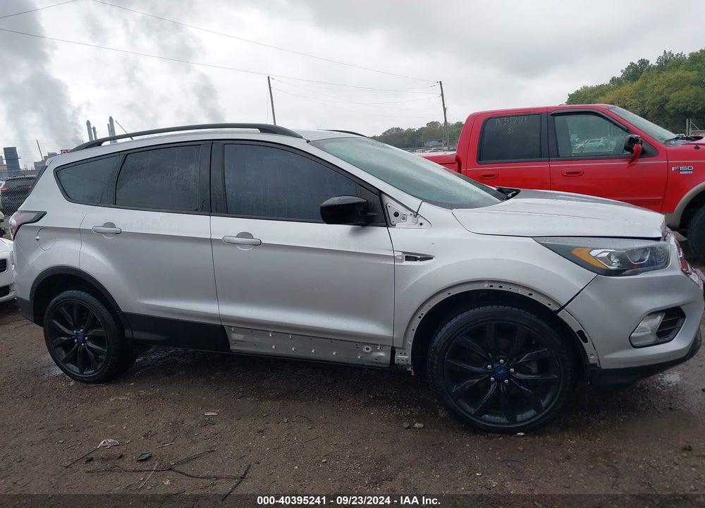 2017 FORD ESCAPE SE VIN: 1FMCU0GD6HUC46562