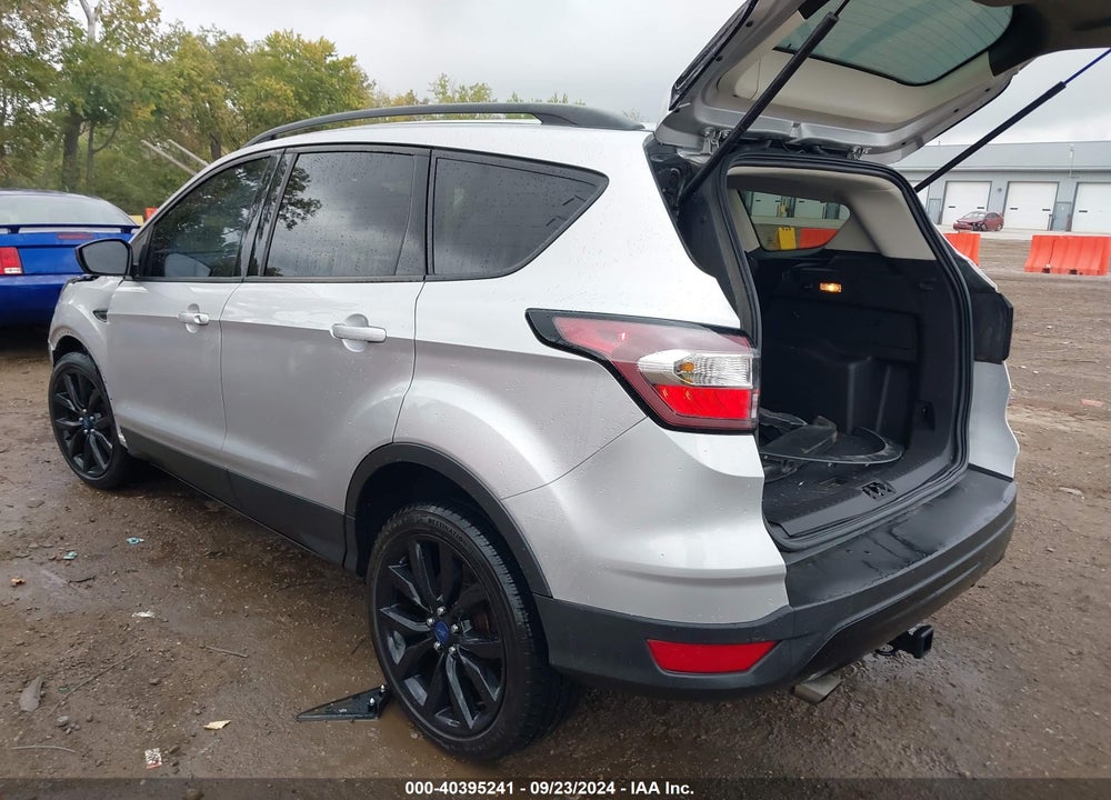 2017 FORD ESCAPE SE VIN: 1FMCU0GD6HUC46562
