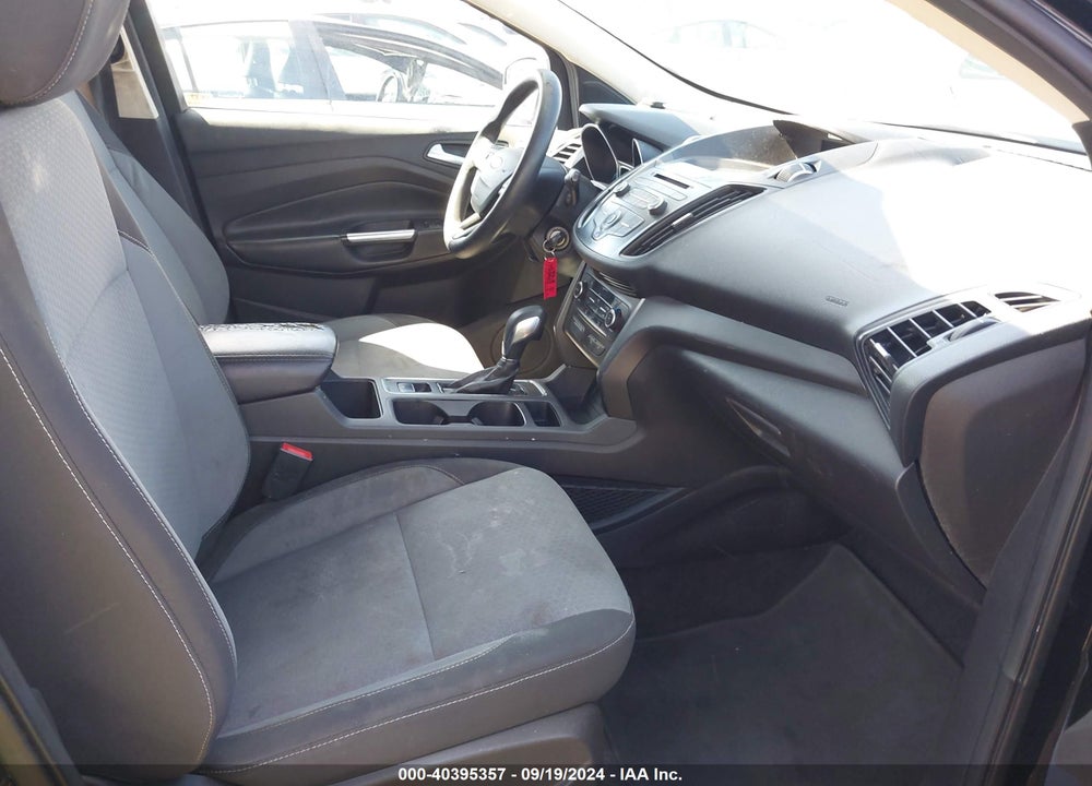 2018 FORD ESCAPE SE VIN: 1FMCU0GD2JUA43366