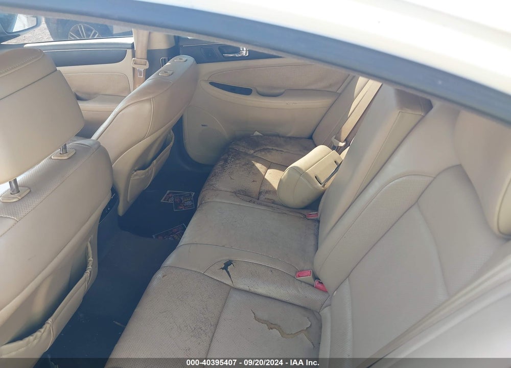 2010 HYUNDAI GENESIS 3.8 VIN: KMHGC4DE4AU076104
