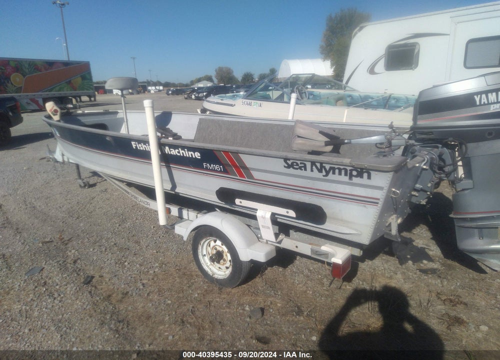 1989 SEA NYMPH 16 VIN: SEA37304J889