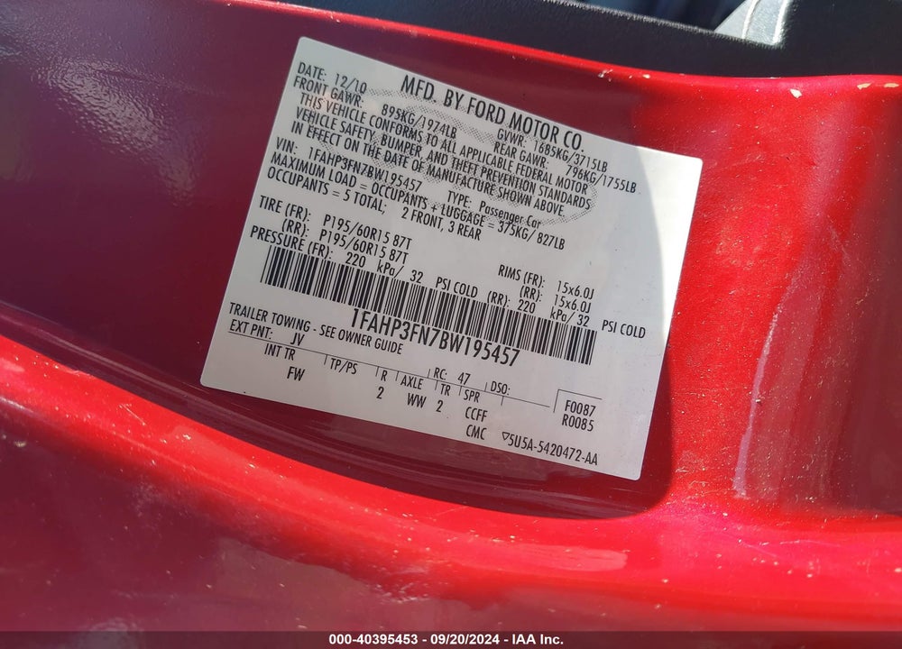 2010 FORD FOCUS SE VIN: 1FAHP3FN9AW225427