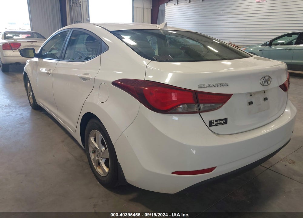 2015 HYUNDAI ELANTRA SE VIN: 5NPDH4AE7FH602062