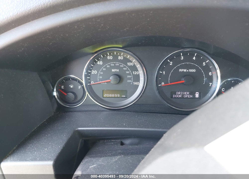 2008 JEEP COMMANDER SPORT VIN: 1J8HG48N48C187512