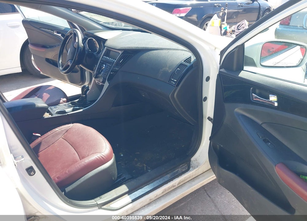 2011 HYUNDAI SONATA LIMITED VIN: 5NPEC4AC3BH029401