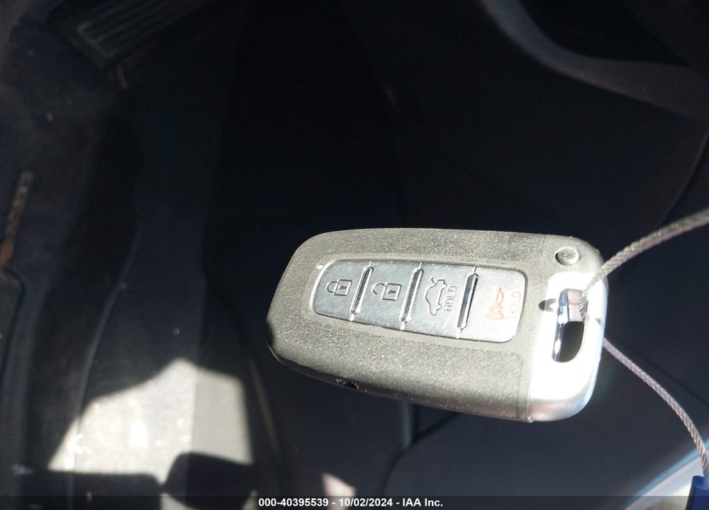 2011 HYUNDAI SONATA LIMITED VIN: 5NPEC4AC3BH029401