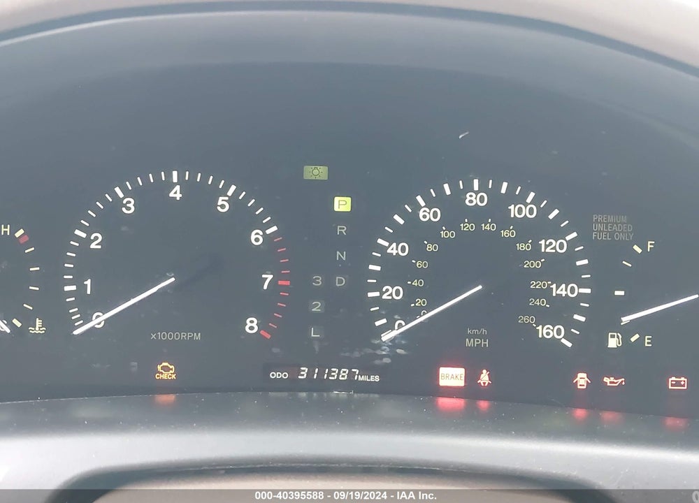 1997 LEXUS LS 400 LUXURY SDN BASE (A4) VIN: JT8BH28F7V0073801