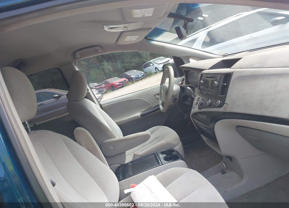 2011 TOYOTA SIENNA LE V6 VIN: 5TDKK3DC0BS081199
