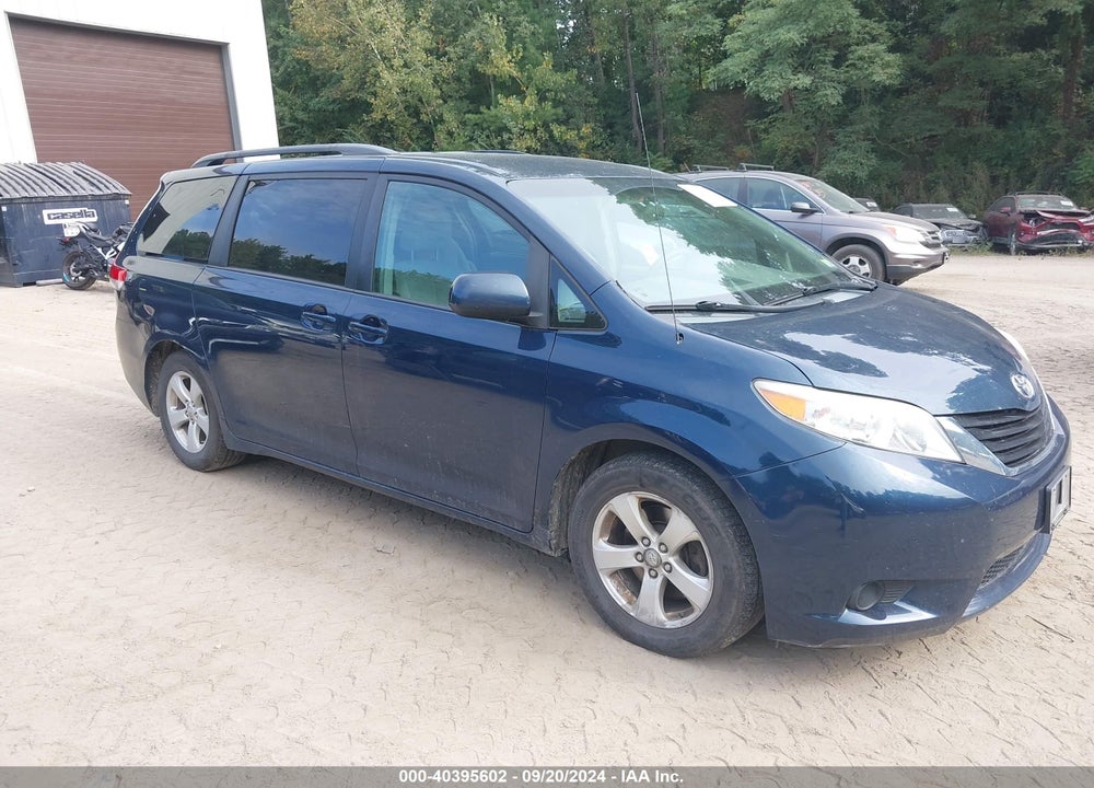 2011 TOYOTA SIENNA LE V6 VIN: 5TDKK3DC0BS081199