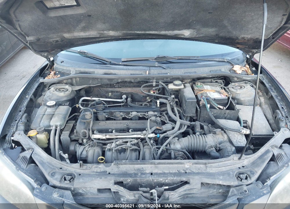 2005 MAZDA 3 S VIN: JM1BK323851305677