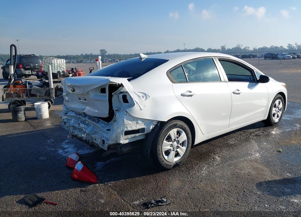 2016 KIA FORTE LX VIN: KNAFX4A67G5556803