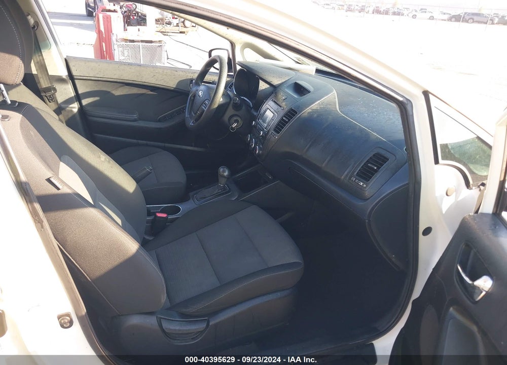 2016 KIA FORTE LX VIN: KNAFX4A67G5556803
