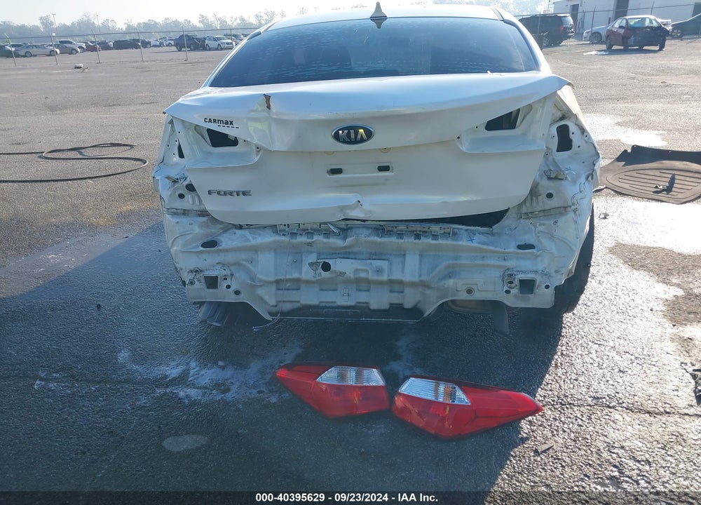 2016 KIA FORTE LX VIN: KNAFX4A67G5556803