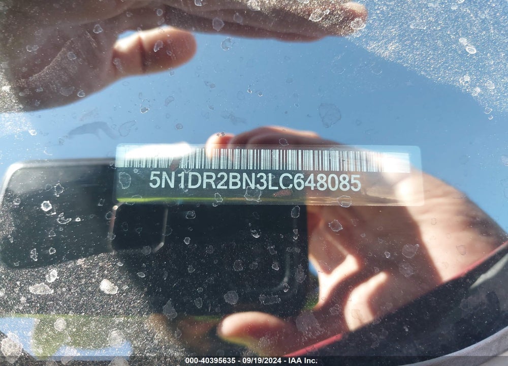 2020 NISSAN PATHFINDER SV 2WD VIN: 5N1DR2BN3LC648085