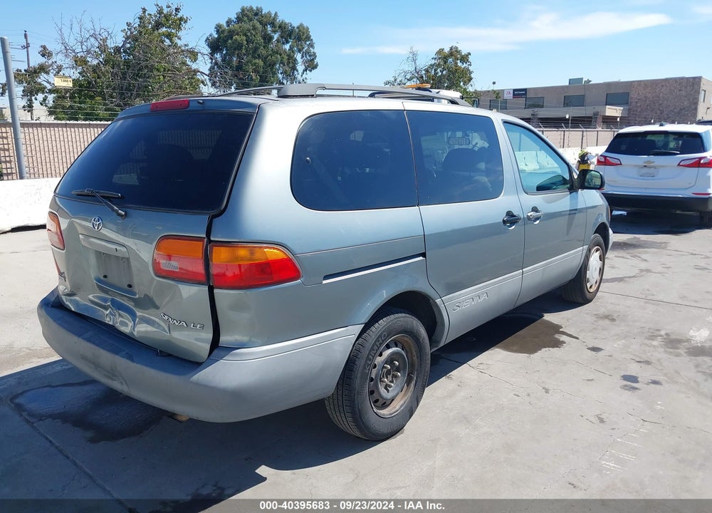 1998 TOYOTA SIENNA LE VIN: 4T3ZF13C3WU078651