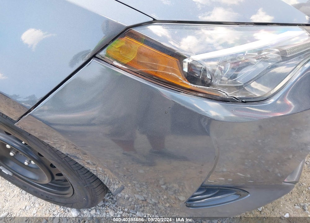 2018 TOYOTA COROLLA LE VIN: 2T1BURHE6JC099478