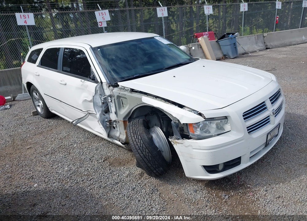 2008 DODGE MAGNUM SXT VIN: 2D4FV37VX8H172156