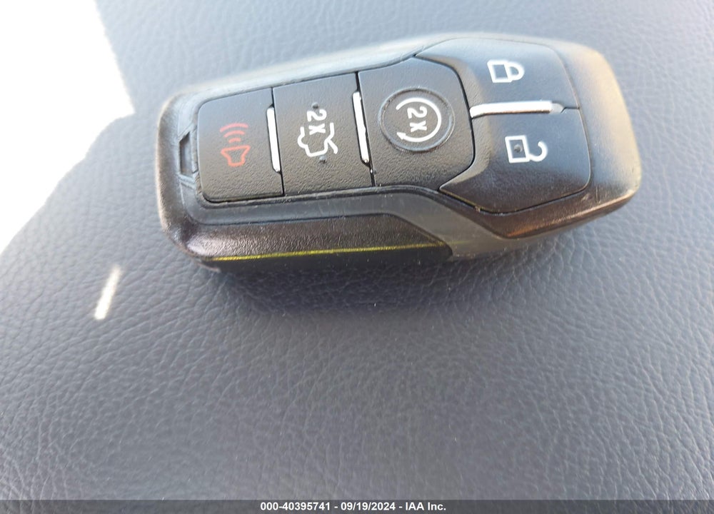 2014 FORD FUSION HYBRID TITANIUM VIN: 3FA6P0RU6ER136402