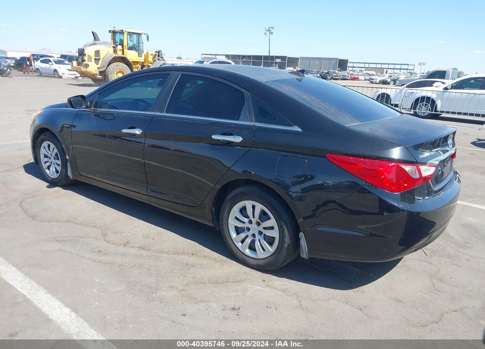 2013 HYUNDAI SONATA GLS VIN: 5NPEB4AC6DH521412