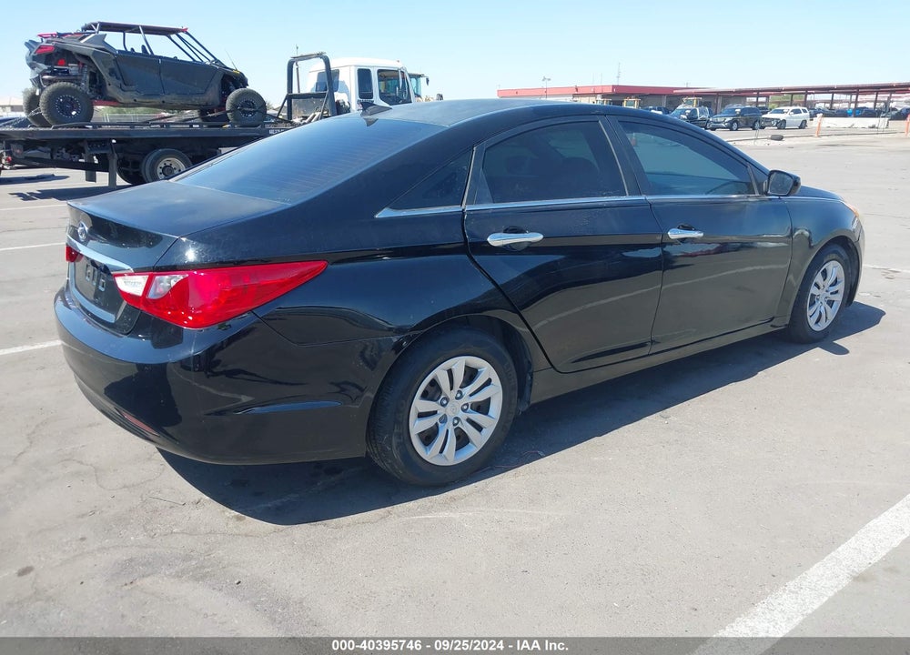 2013 HYUNDAI SONATA GLS VIN: 5NPEB4AC6DH521412