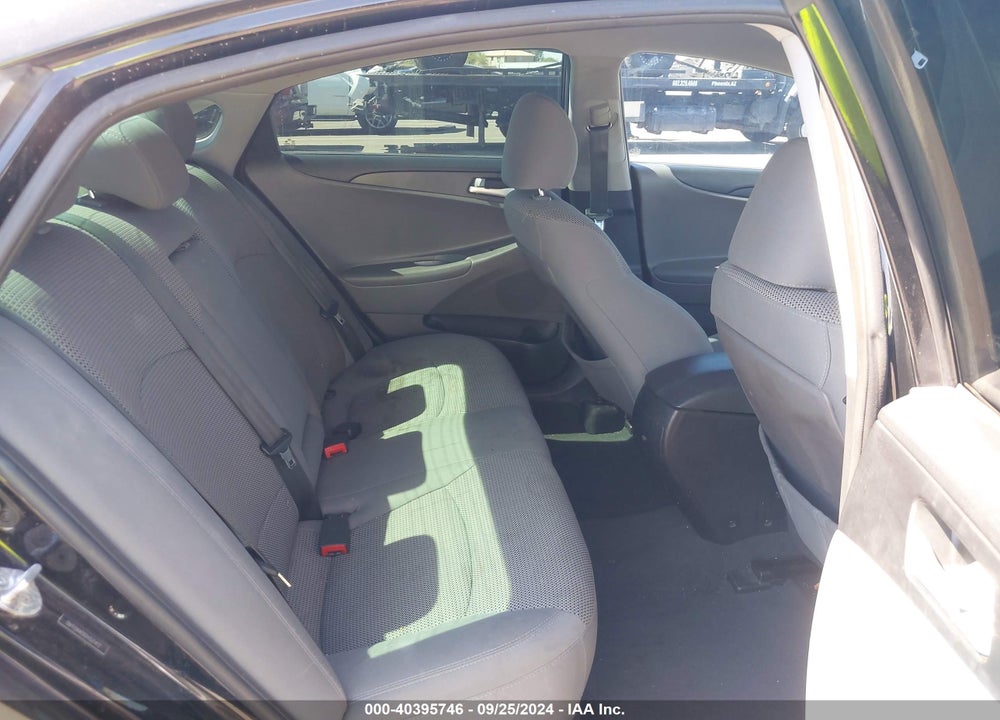 2013 HYUNDAI SONATA GLS VIN: 5NPEB4AC6DH521412