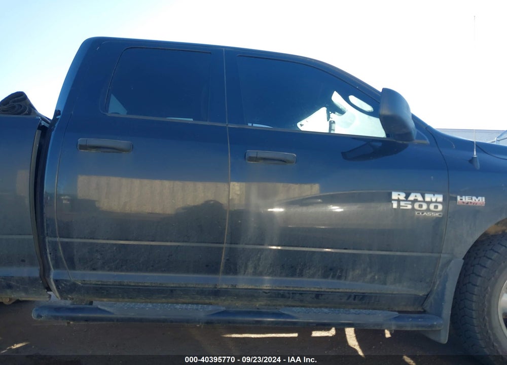 2019 RAM 1500 CLASSIC EXPRESS QUAD CAB 4X4 6'4 BOX VIN: 1C6RR7FT3KS531487