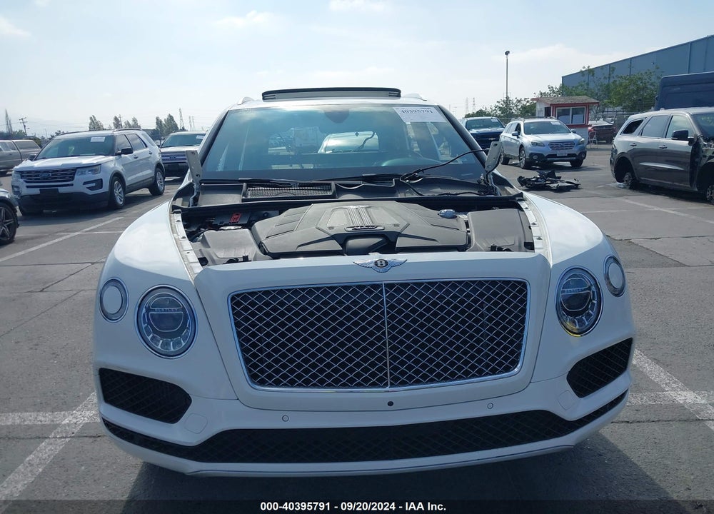 2020 BENTLEY BENTAYGA HYBRID VIN: SJAAJ2ZV5LC027470