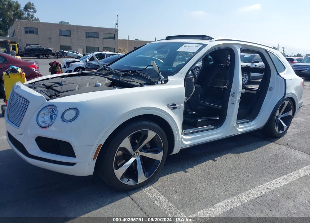 2020 BENTLEY BENTAYGA HYBRID VIN: SJAAJ2ZV5LC027470