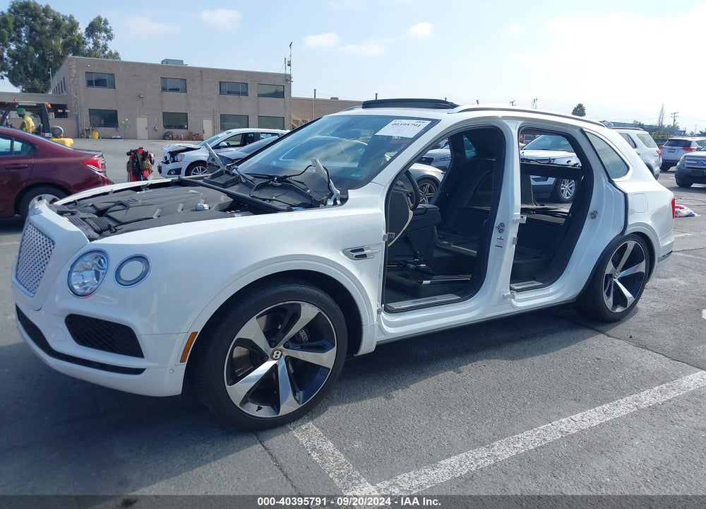 2020 BENTLEY BENTAYGA HYBRID VIN: SJAAJ2ZV5LC027470