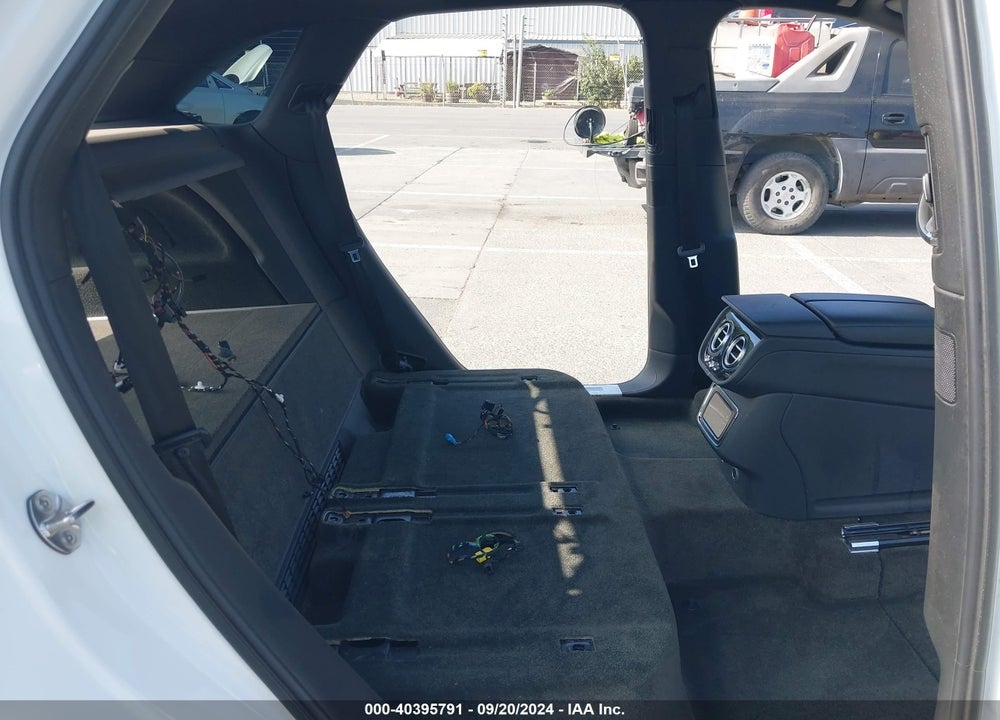 2020 BENTLEY BENTAYGA HYBRID VIN: SJAAJ2ZV5LC027470
