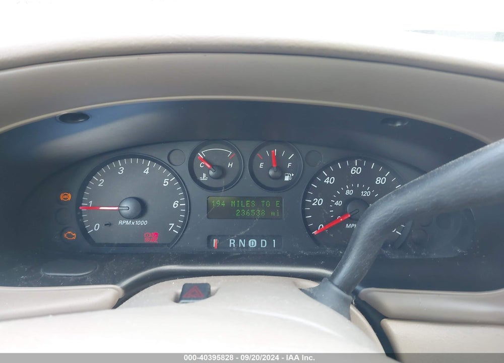 2004 FORD TAURUS SES VIN: 1FAFP55U34A151466