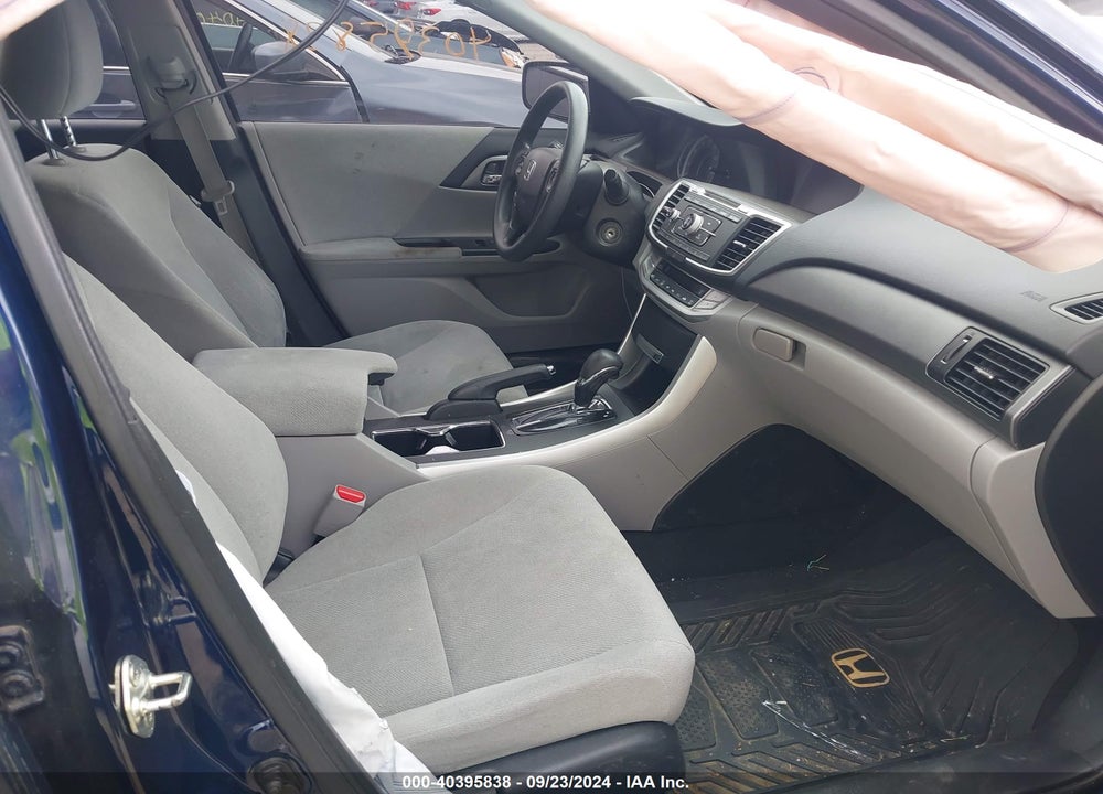2013 HONDA ACCORD LX VIN: 1HGCR2F36DA137896