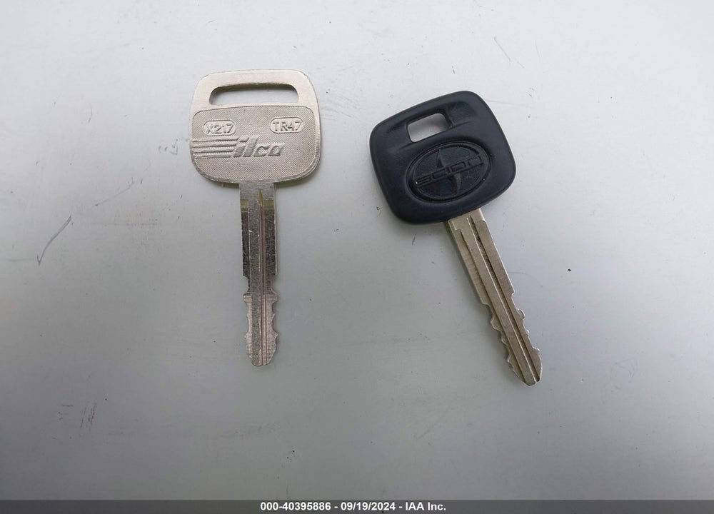 2008 SCION XB VIN: JTLKE50E381032986