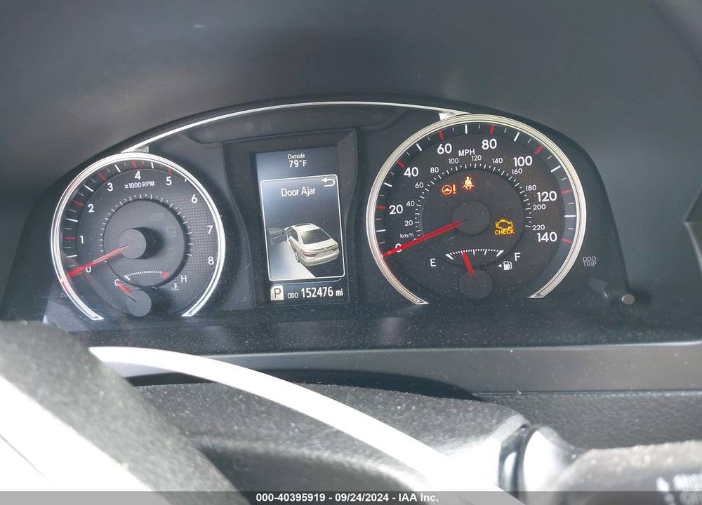 2015 TOYOTA CAMRY SE VIN: 4T1BF1FK2FU983024