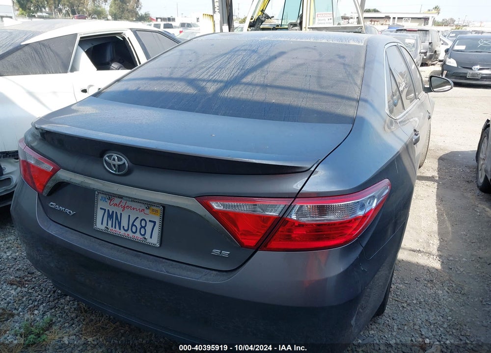 2015 TOYOTA CAMRY SE VIN: 4T1BF1FK2FU983024