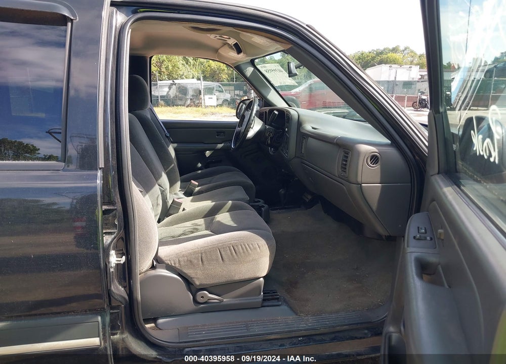 2006 CHEVROLET SILVERADO 2500HD LT1 VIN: 1GCHK23U86F245058