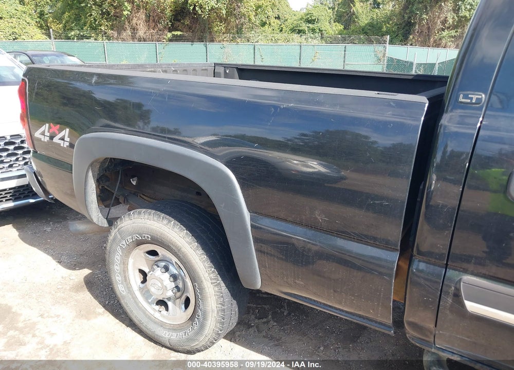 2006 CHEVROLET SILVERADO 2500HD LT1 VIN: 1GCHK23U86F245058