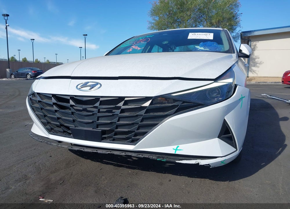 2022 HYUNDAI ELANTRA SEL VIN: 5NPLS4AG2NH068188