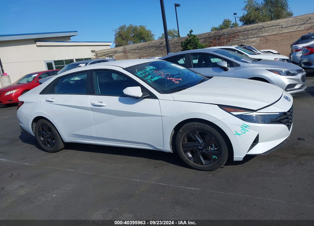 2022 HYUNDAI ELANTRA SEL VIN: 5NPLS4AG2NH068188