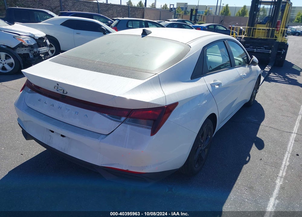 2022 HYUNDAI ELANTRA SEL VIN: 5NPLS4AG2NH068188
