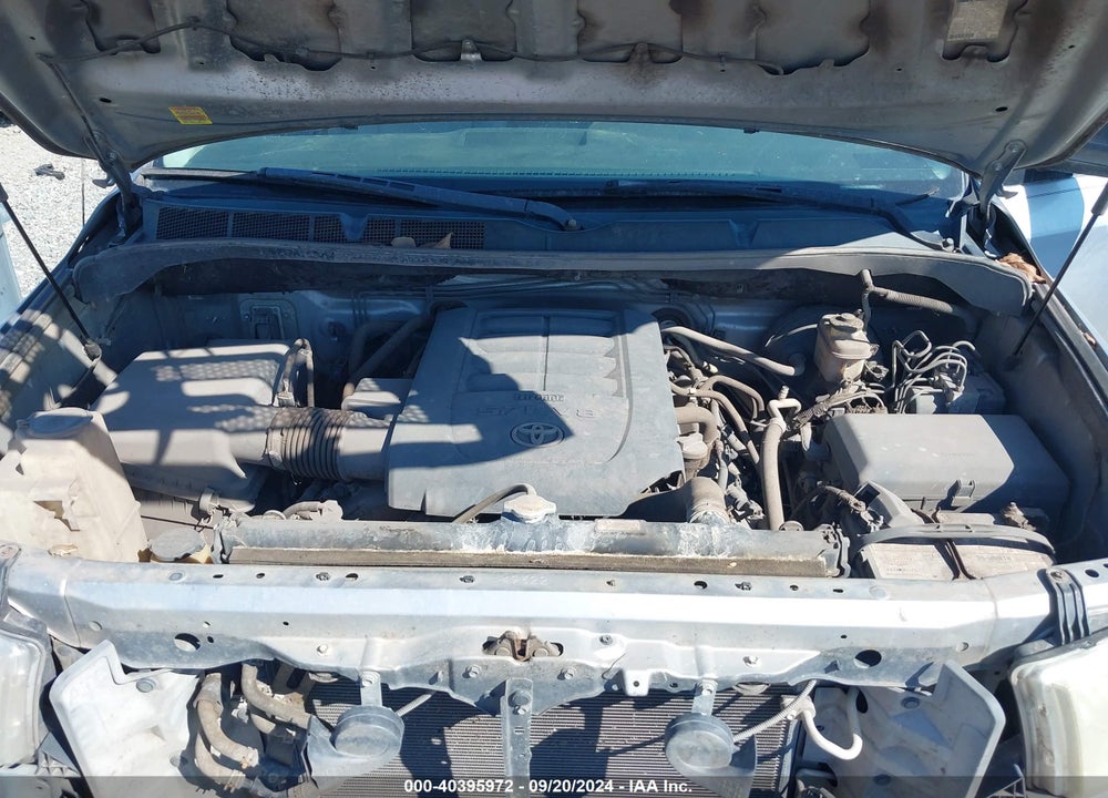 2011 TOYOTA TUNDRA GRADE 5.7L V8 VIN: 5TFRY5F15BX102966
