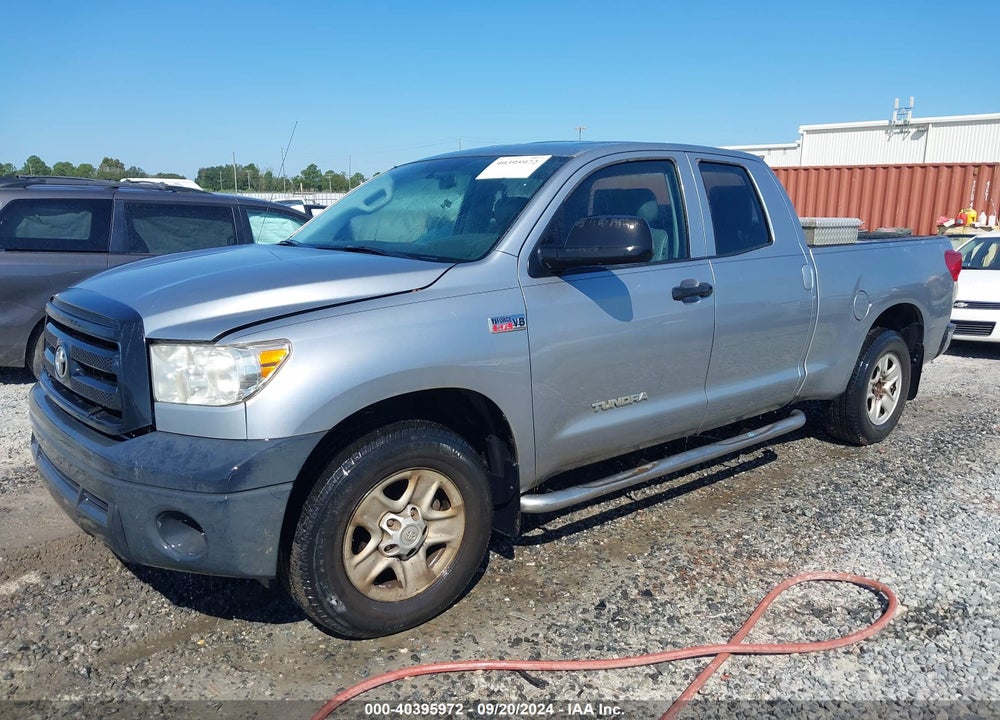 2011 TOYOTA TUNDRA GRADE 5.7L V8 VIN: 5TFRY5F15BX102966