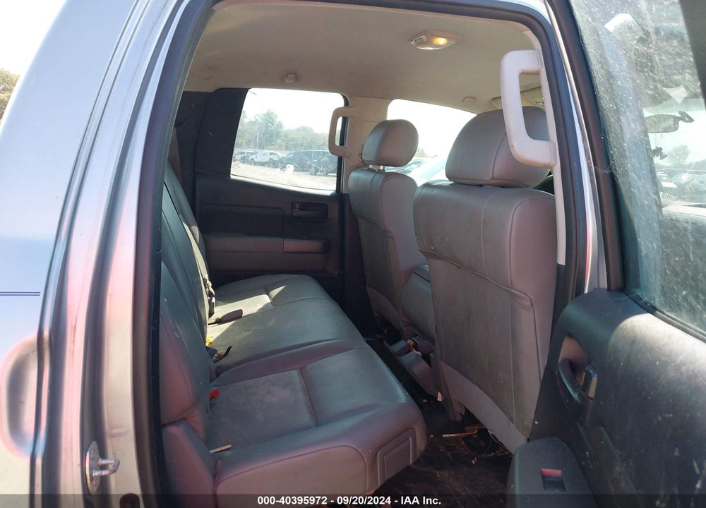 2011 TOYOTA TUNDRA GRADE 5.7L V8 VIN: 5TFRY5F15BX102966