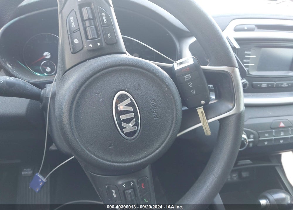 2017 KIA SORENTO 3.3L LX VIN: 5XYPGDA53HG216328