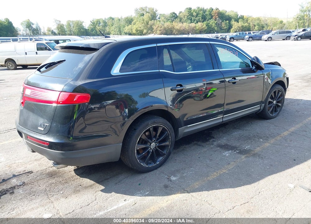 2011 LINCOLN MKT ECOBOOST VIN: 2LMHJ5AT1BBJ50643