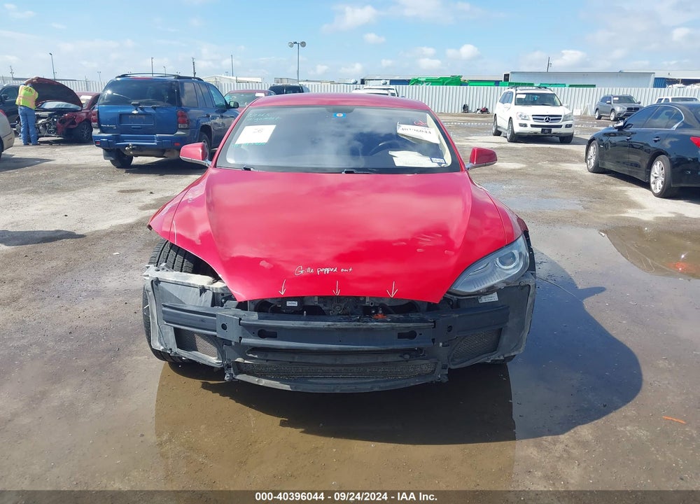 2014 TESLA MODEL S P85 VIN: 5YJSA1H18EFP42406