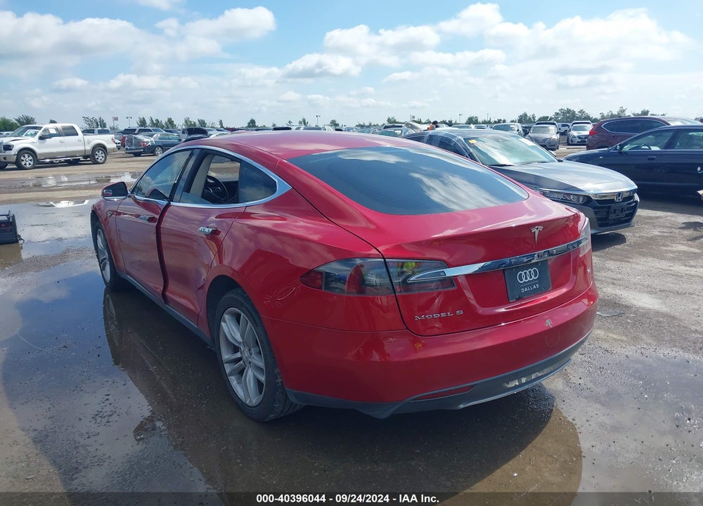 2014 TESLA MODEL S P85 VIN: 5YJSA1H18EFP42406