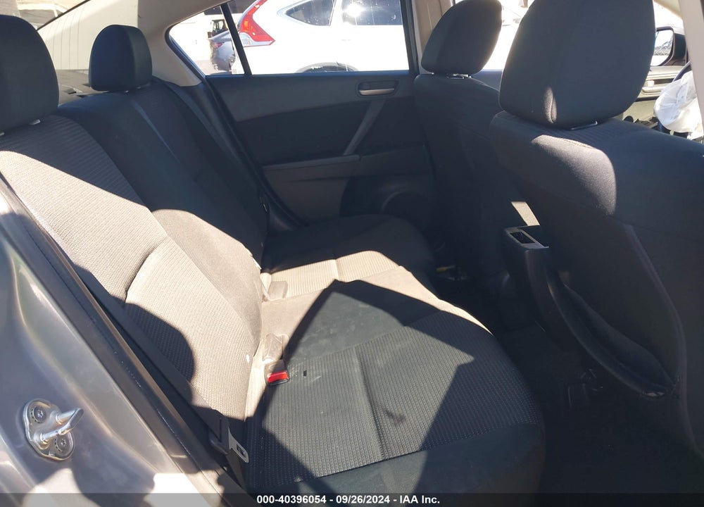 2013 MAZDA 3 I SPORT VIN: JM1BL1UP5D1782213